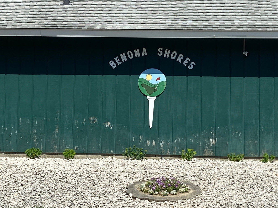 Benona Shores Golf Course景点图片
