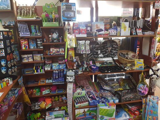 Supermarket Dictamos-Kokkini Hani必去景点