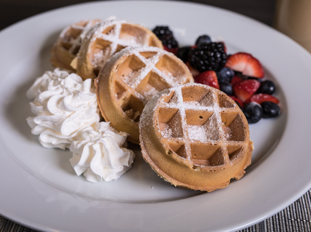 费城西-德雷塞尔山假日酒店及套房主图