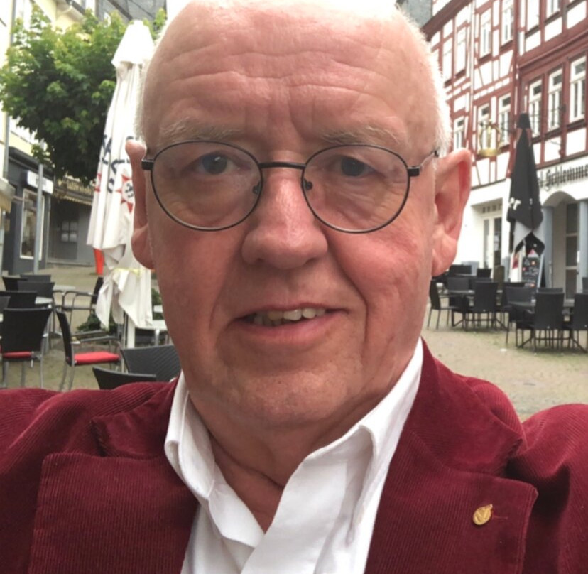 施勒蒙酒店主图