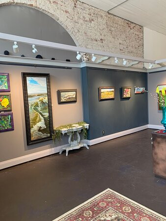 Michael Hodnett Art Gallery-Brenham必去景点