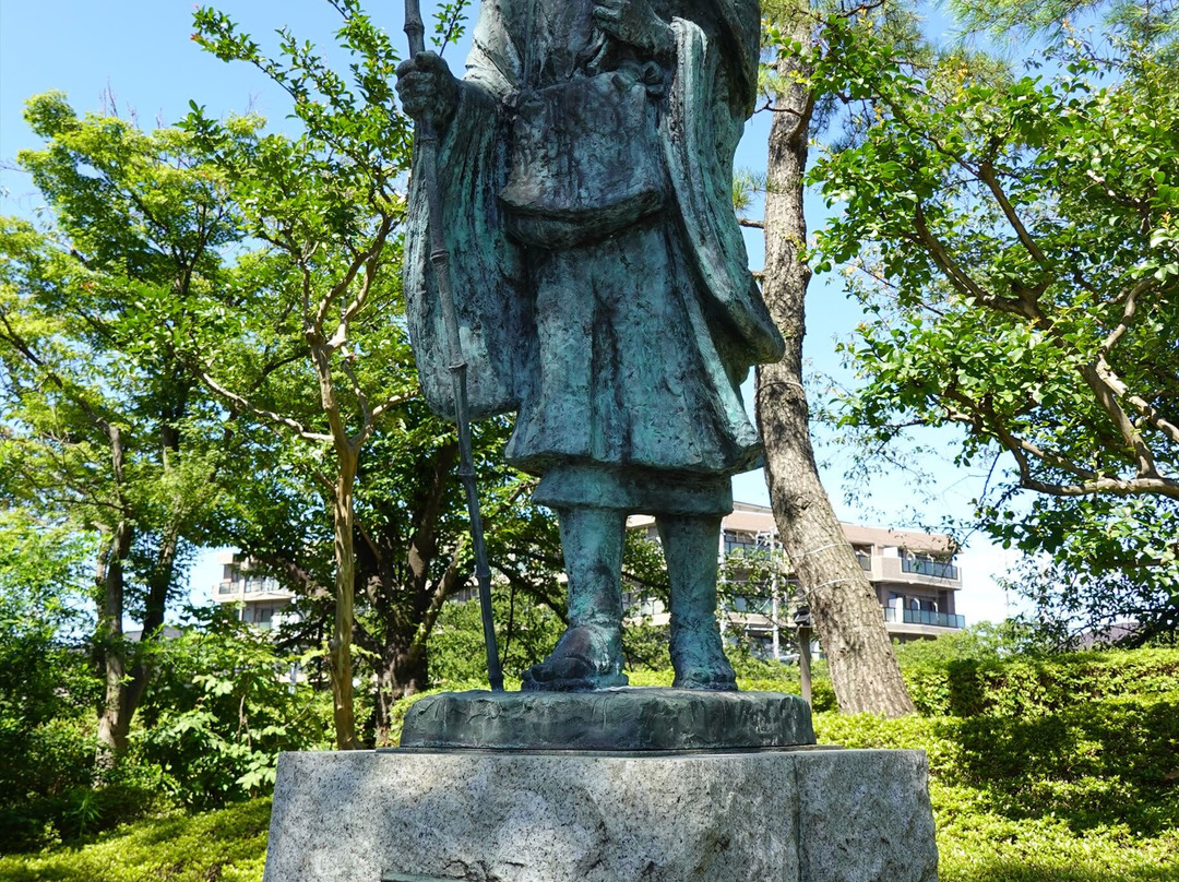 Matsui Basho Statue