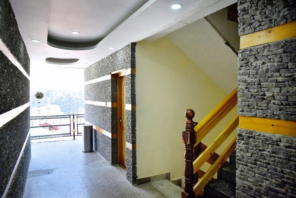 Collection O 10372 Hotel Whistling Winds主图