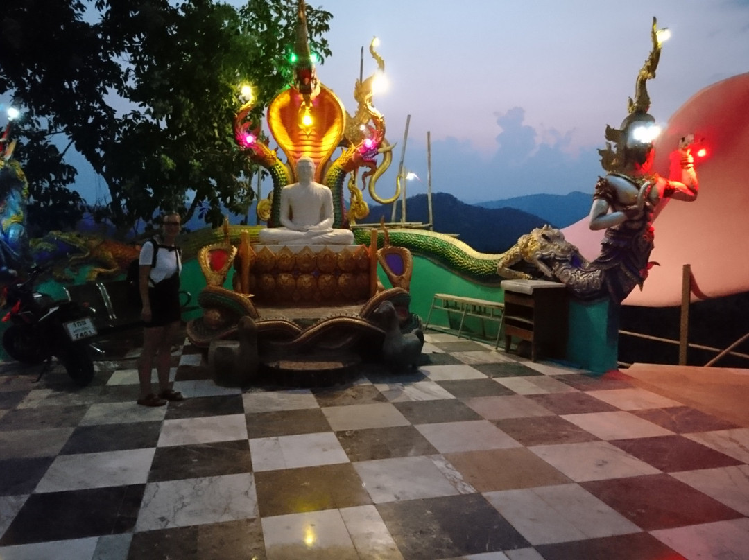Wat Simalaisongtham景点图片