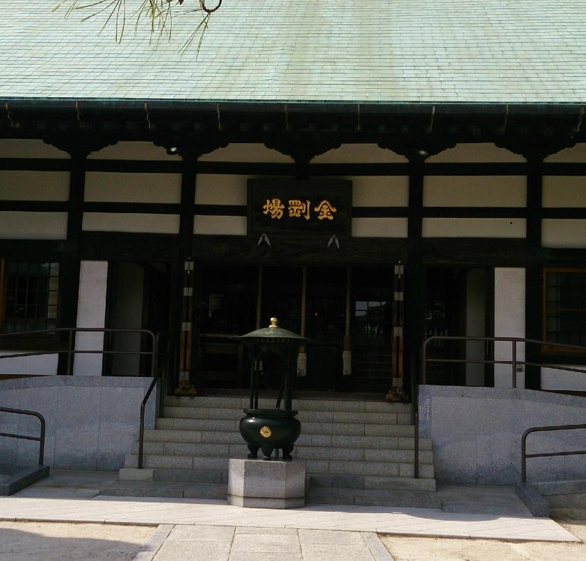 Zenyoji Temple