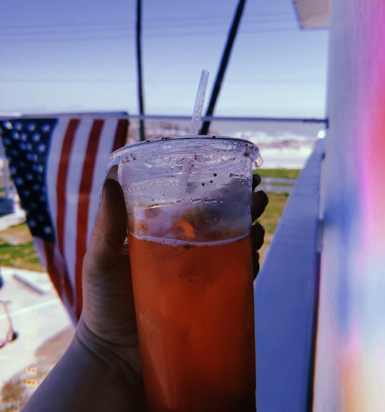 Granny's Beachin' Ice