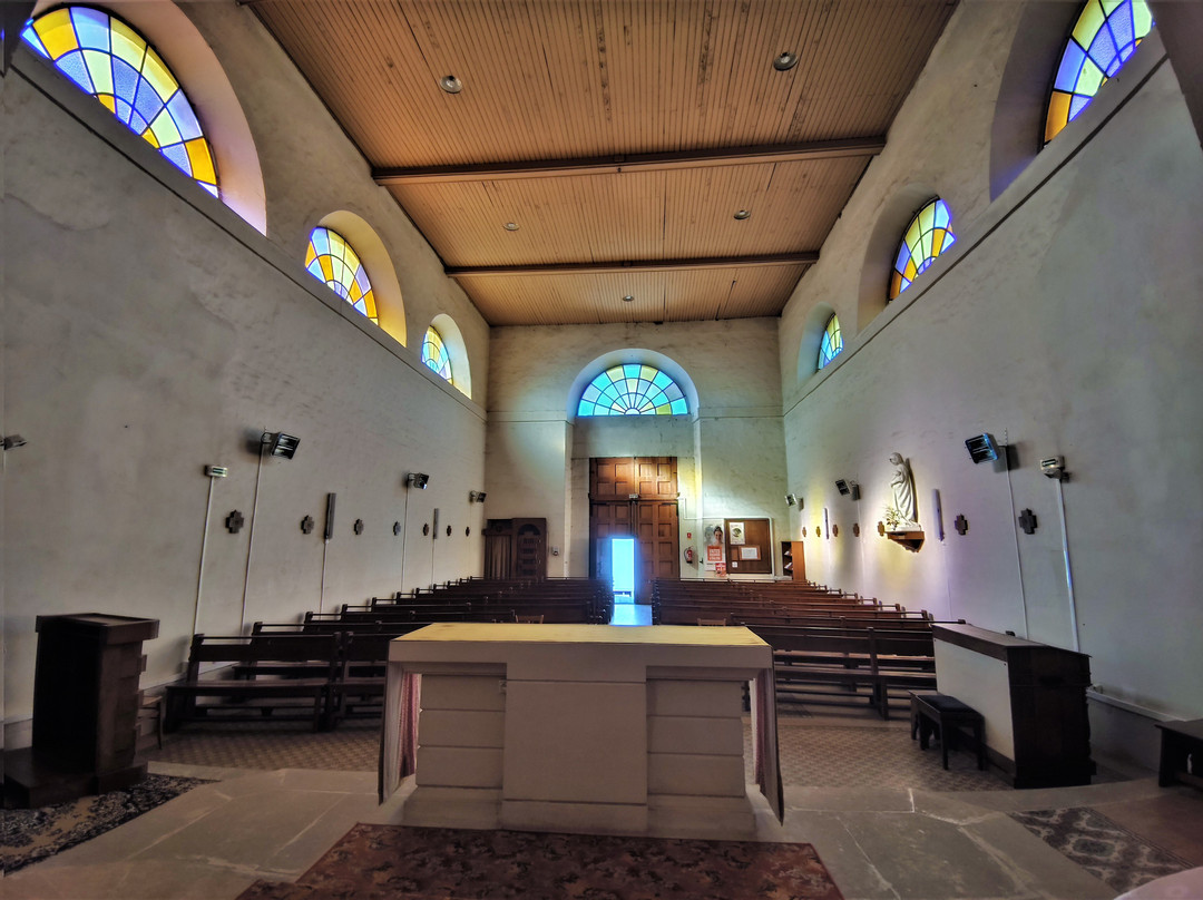 Église Saint-médard À Lezay景点图片