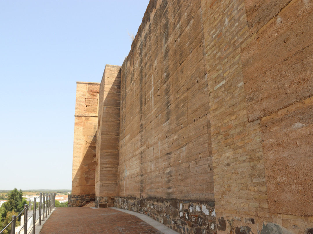 Castillo Fortaleza De Los Zuñiga景点图片