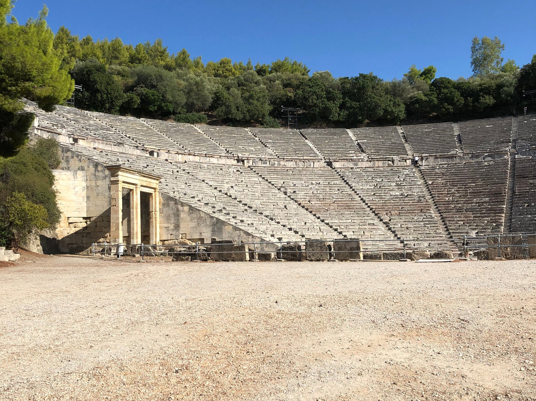 The Ancient Theatre of Epidaurus-埃皮达鲁斯必去景点