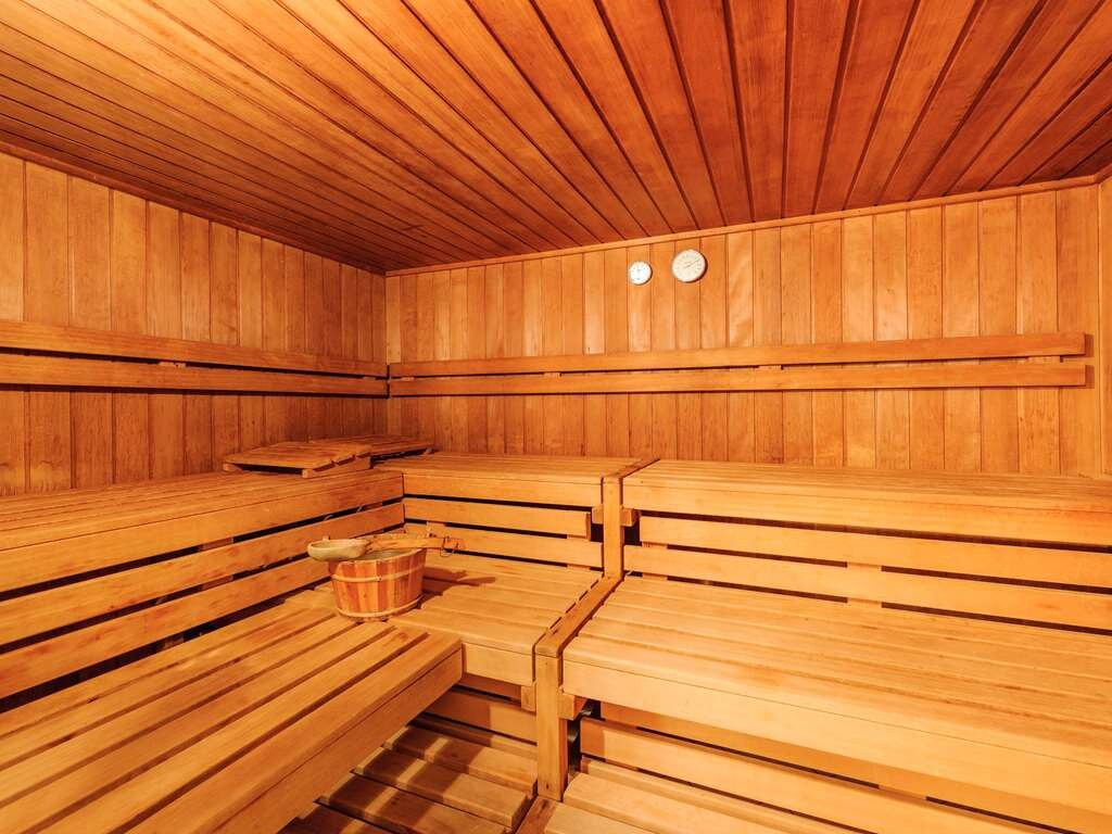 格赖夫斯瓦尔德格兹贝格美居酒店主图