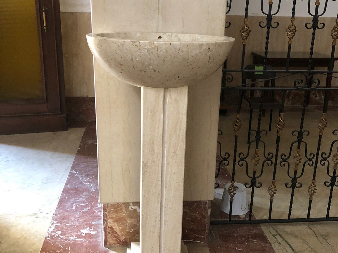 Chiesa Parrocchiale San Michele Arcangelo-Casa Santa必去景点