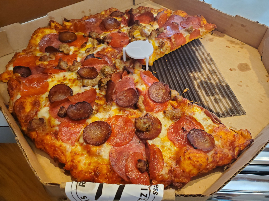 Round Table Clubhouse