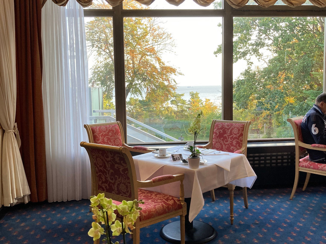 Cliff Hotel Rugen主图