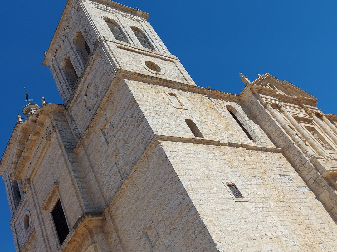Iglesia De Santiago景点图片