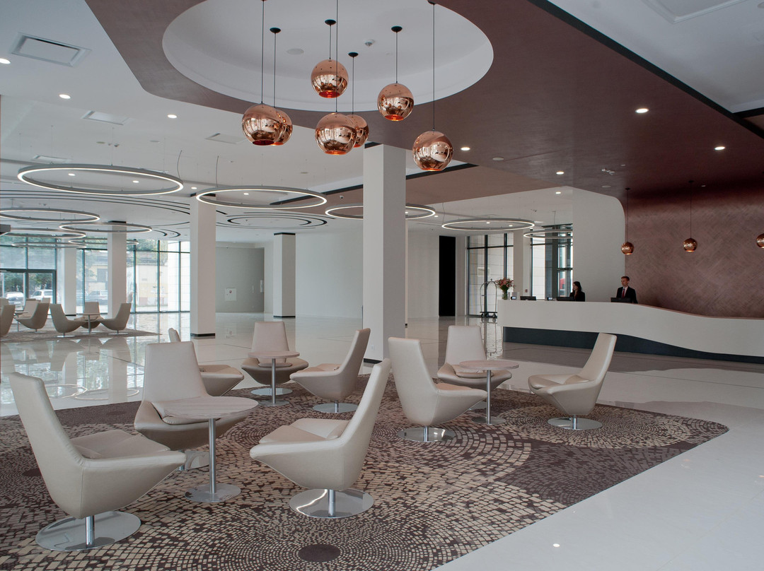 安姆巴什达尊享酒店主图