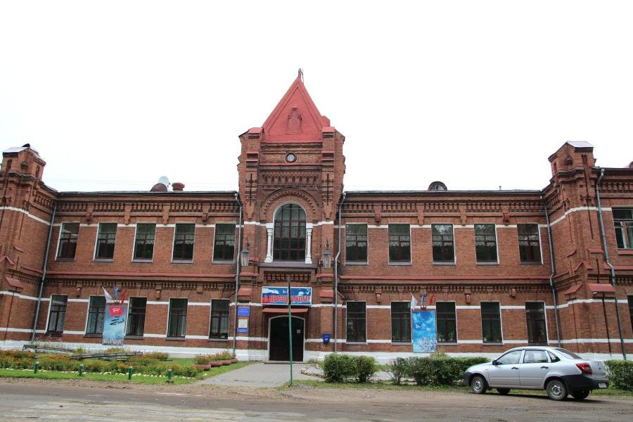 Building of Mechanical Technologies School景点图片