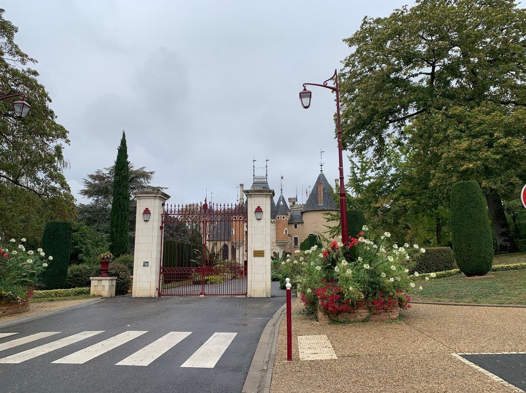 Mairie de Le Donjon景点图片