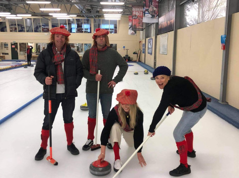 Indoor Curling Rink-Naseby必去景点