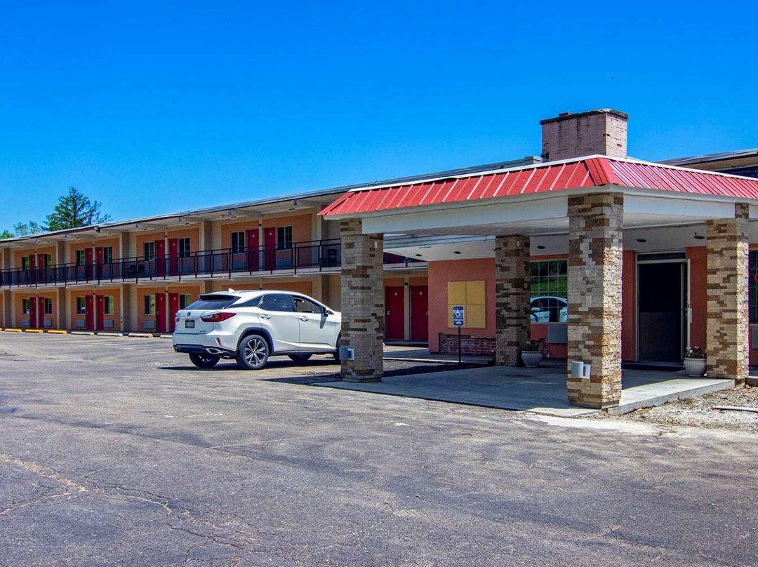 Econo Lodge Bradford