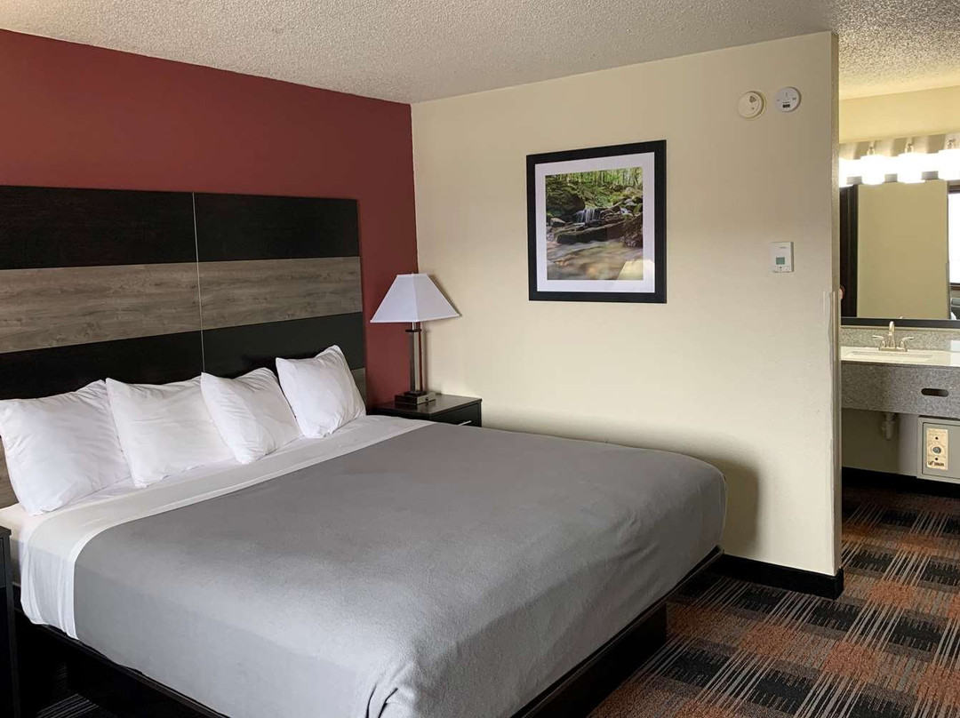 Baymont by Wyndham Waupun主图