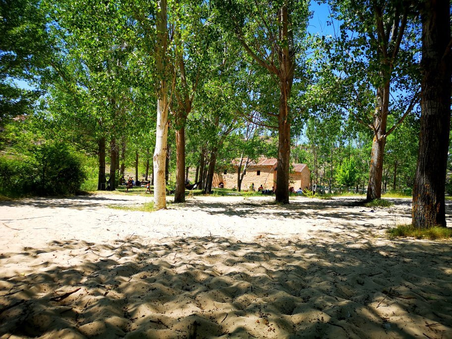 Embalse de Linares-Maderuelo必去景点