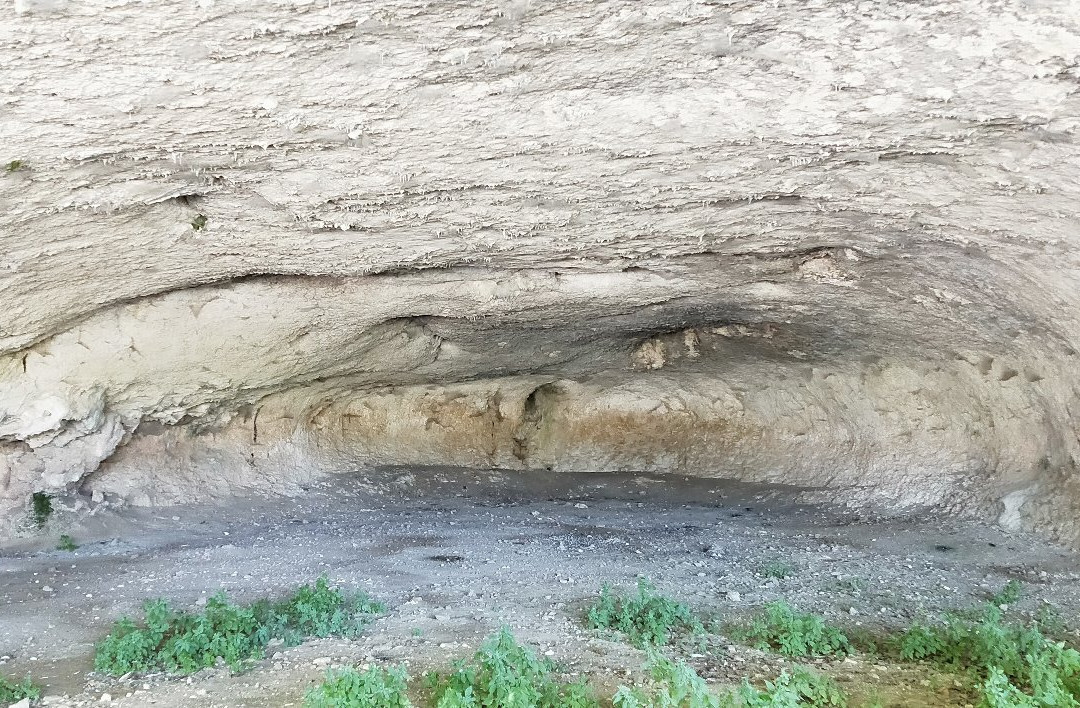 The Salpetriere Grotto景点图片