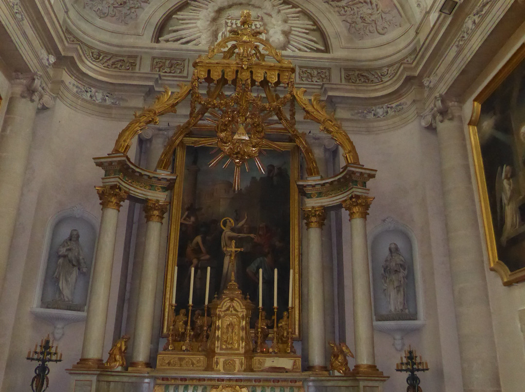 Eglise Saint-Symphorien de Gy-Gy必去景点