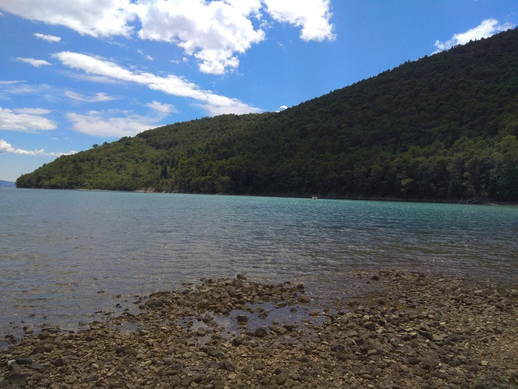 Prtlog Beach-Duga Luka必去景点