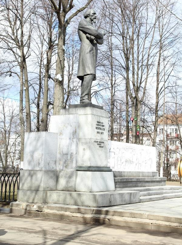 Nekrasov Monument-雅罗斯拉夫必去景点