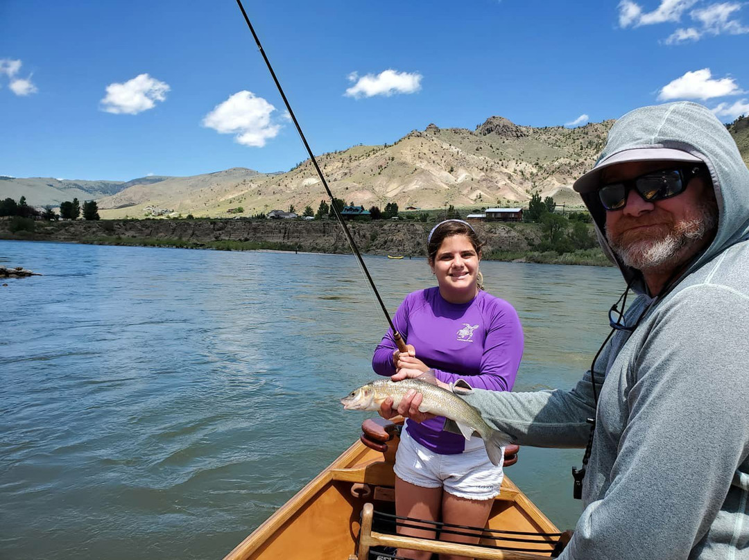 Angler's West Fly Fishing景点图片