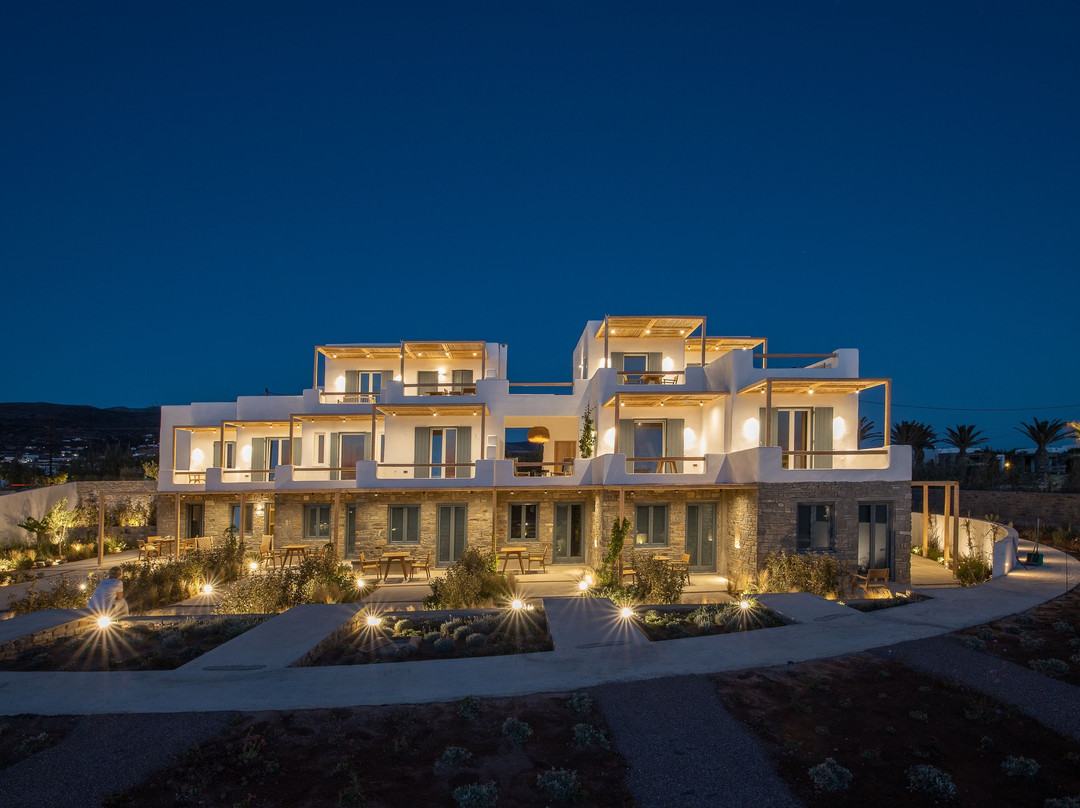 Seesoo Paros Beachfront Resort主图