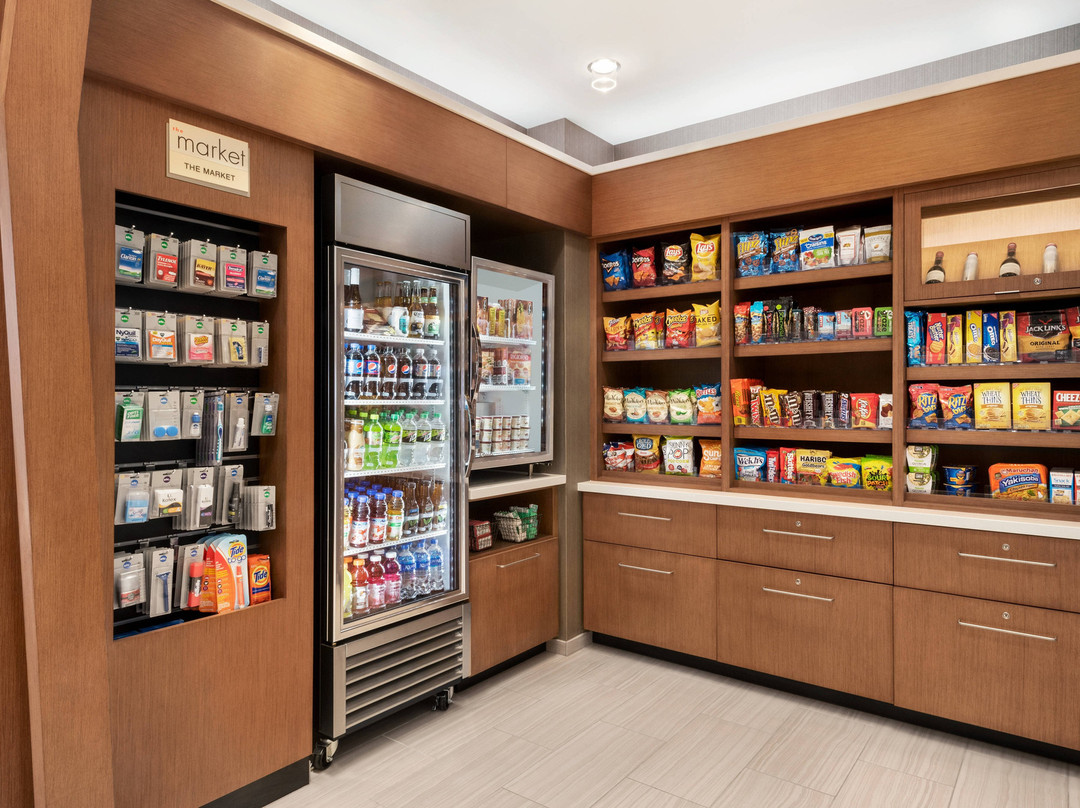 密尔沃基西区/沃瓦托萨SpringHill Suites酒店主图