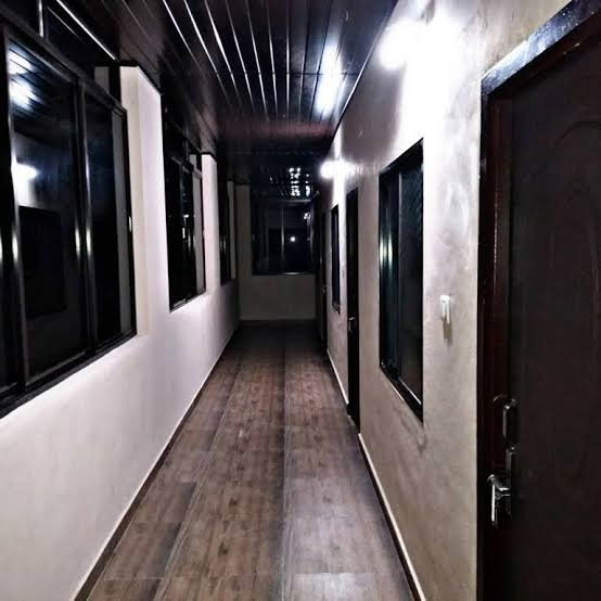 Shri Kamalesha Residency And Lodge