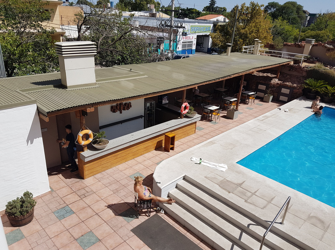 Hotel Tower Inn & Suites主图