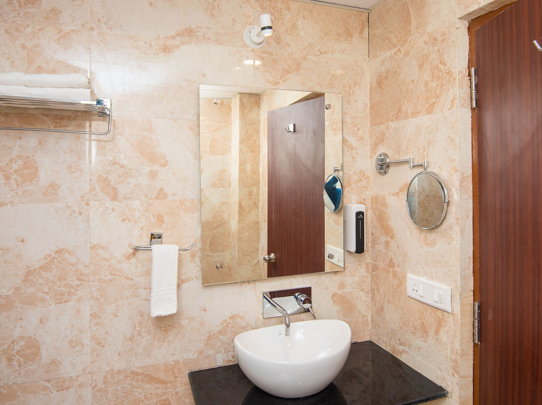 克拉克斯精选勒克瑙戈默蒂纳加尔酒店主图