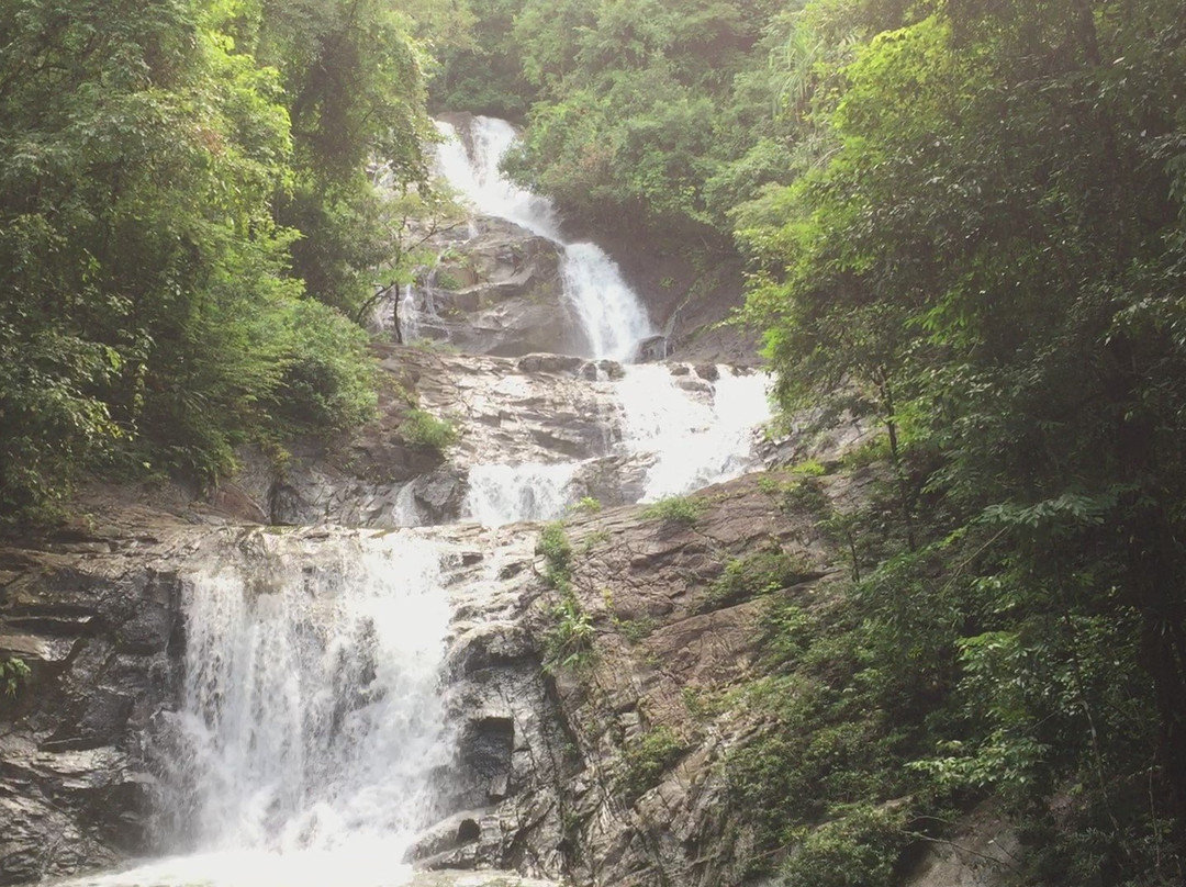 Lampi Waterfall-泰曼必去景点
