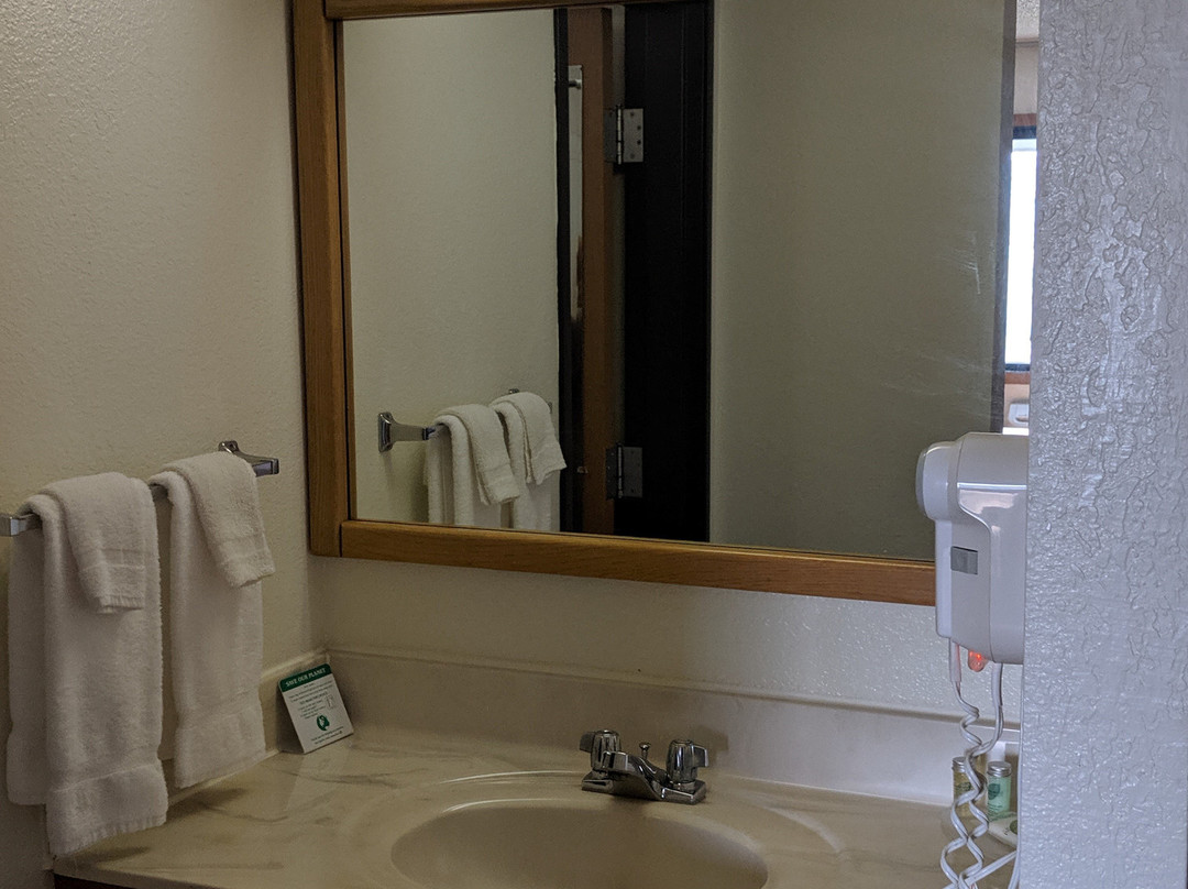 Boarders Inn and Suites by Cobblestone Hotels - Ripon, WI主图