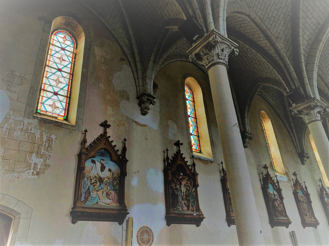 Eglise Saint-Hilaire景点图片