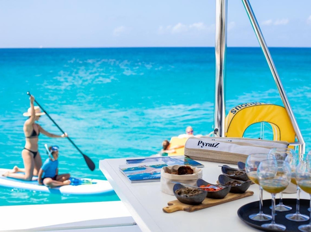 Pyratz, Gourmet Sailing-辛普森湾必去景点