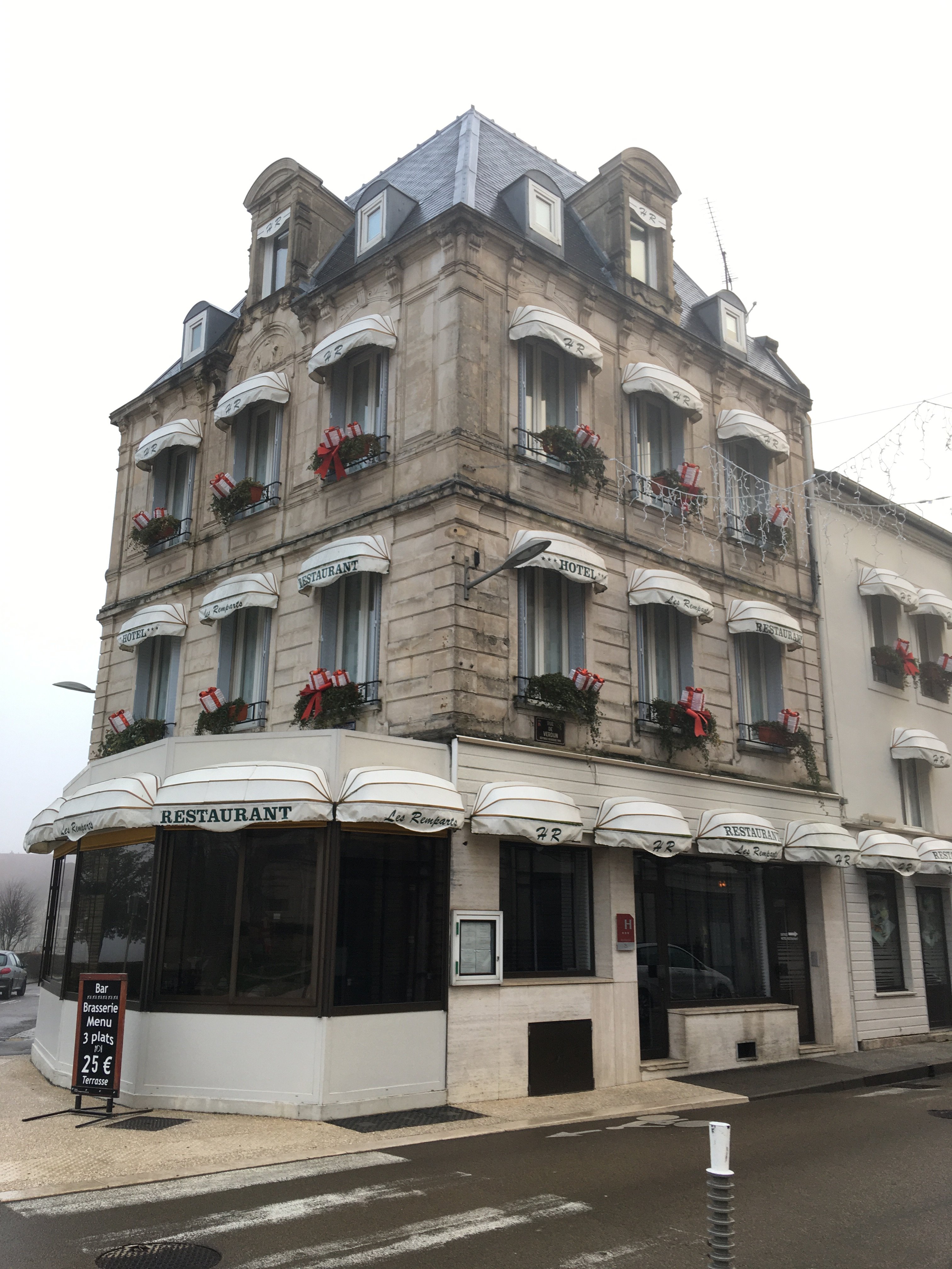 Hotel - Restaurant Les Remparts-浴室
