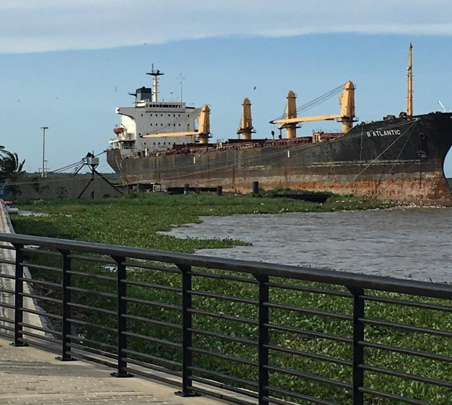 Malecon Leon Caridi景点图片