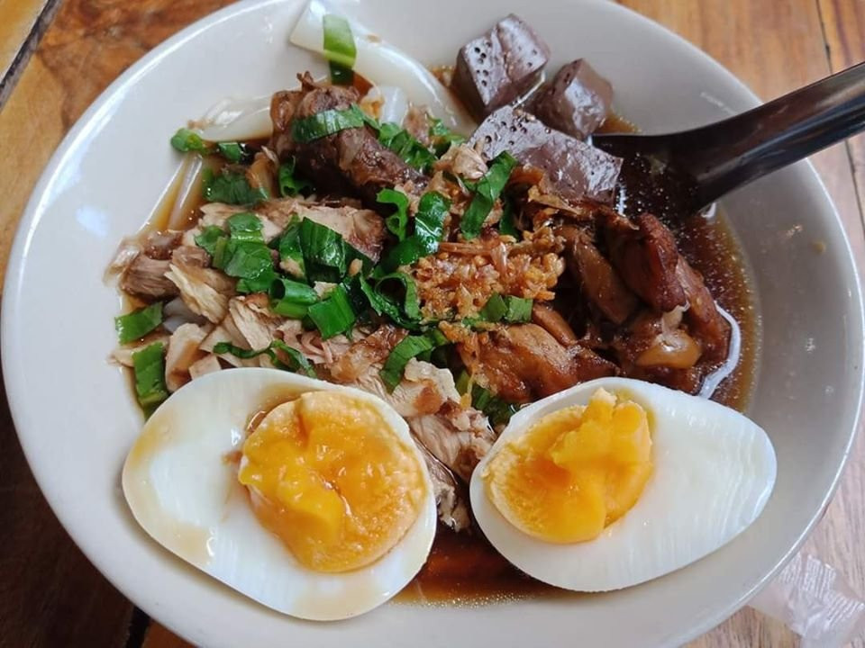 ร้าน ลักยิ้ม