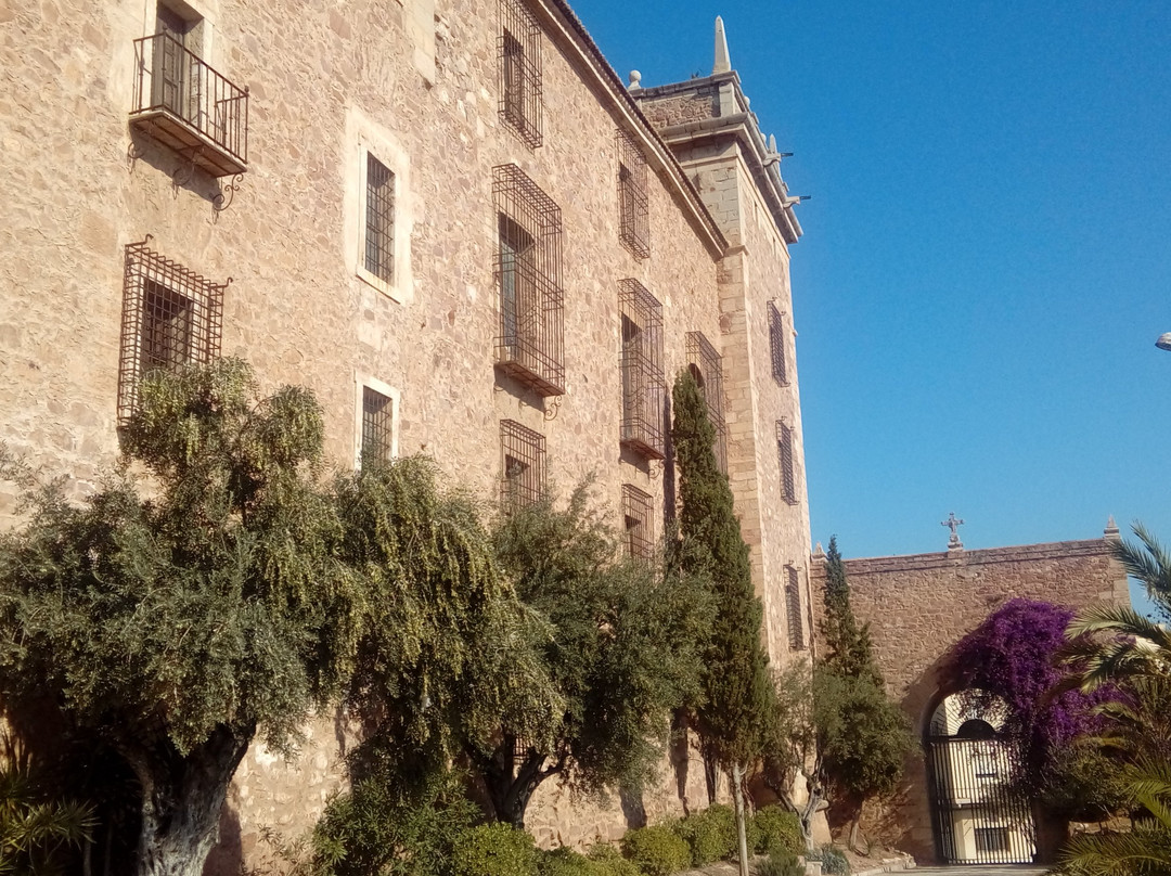 Real Colegiata Santa Maria del Campo-Santa Maria del Campo必去景点