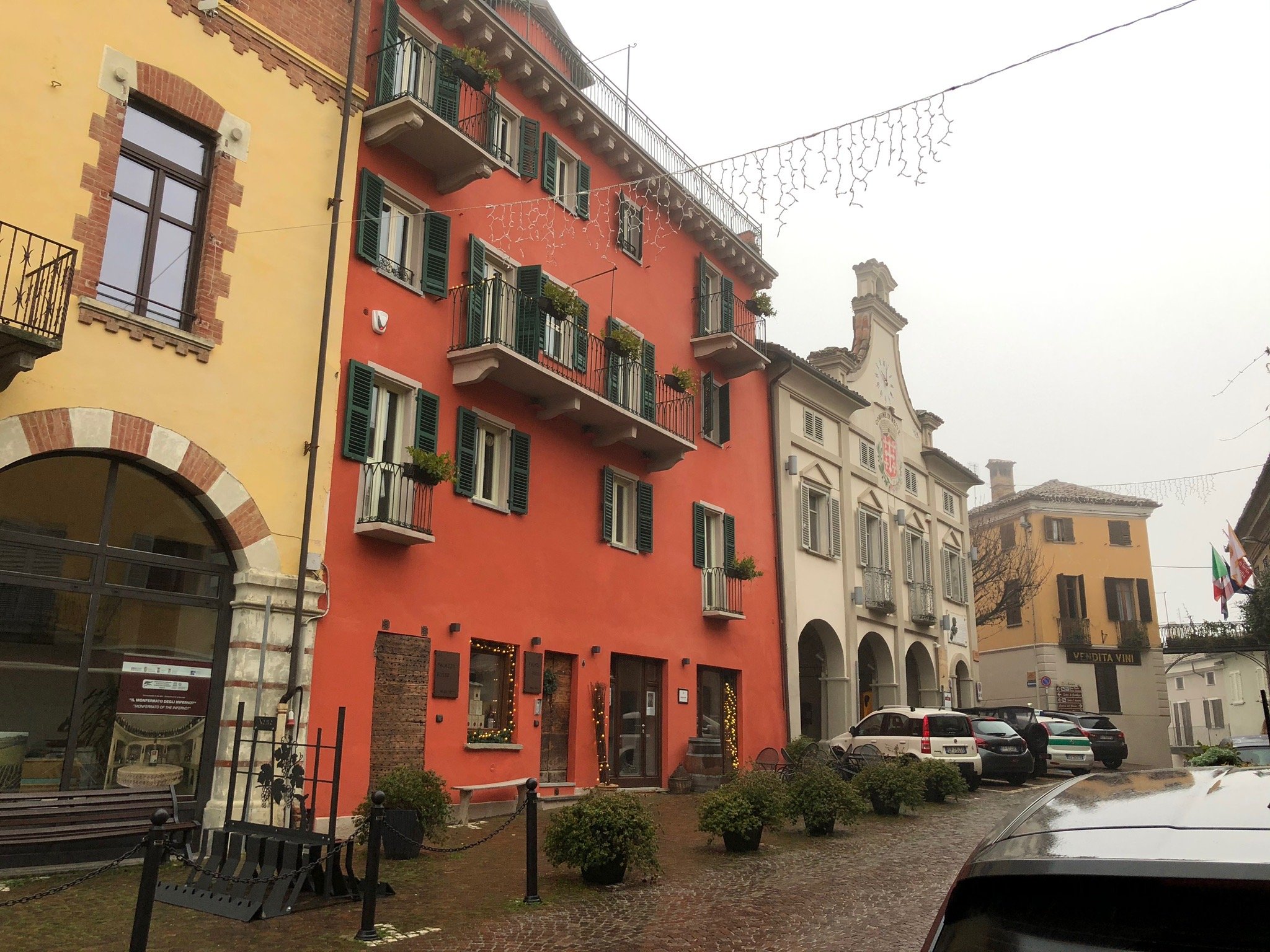 Hotel Al Palazzo Rosso, Neive-官方