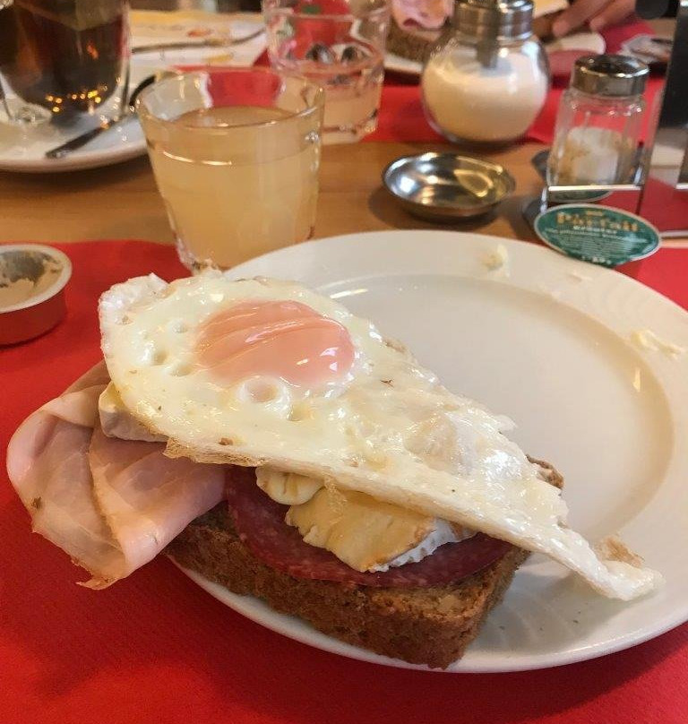 布鲁姆兰德酒店主图