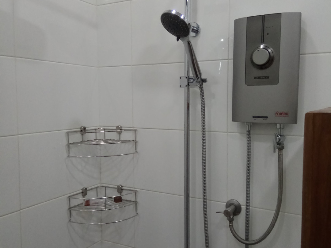 瑞奇提奇塔威酒店主图