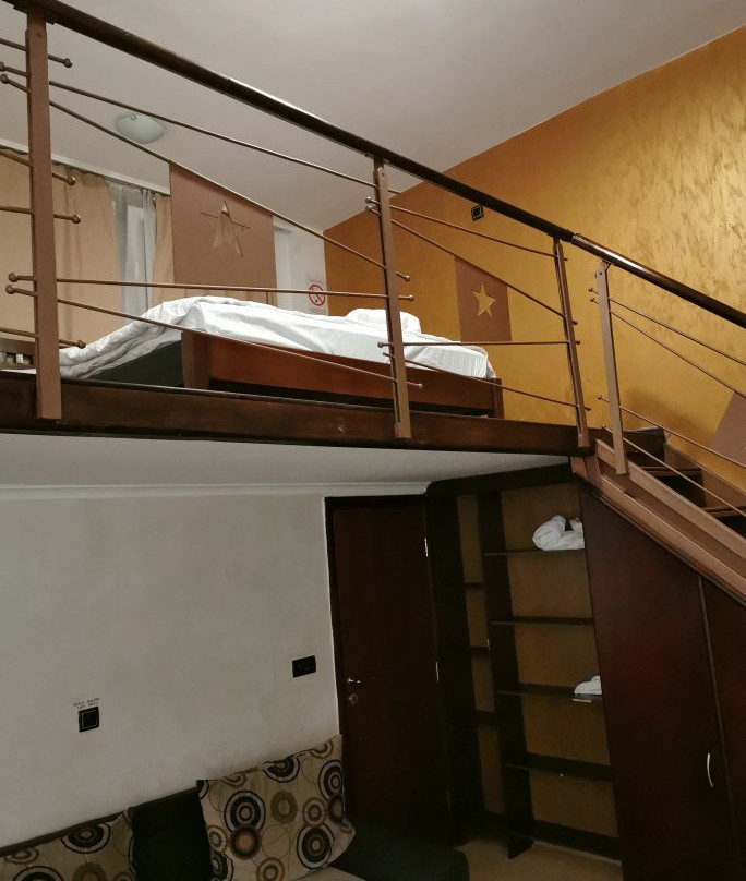 Happy Star Club Hotel主图