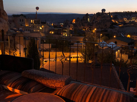 格兰德卡乌套房酒店主图