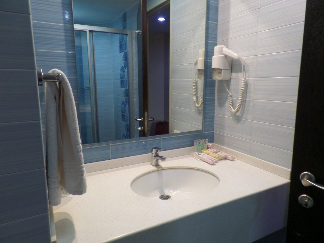 Parsian Kermanshah Hotel主图