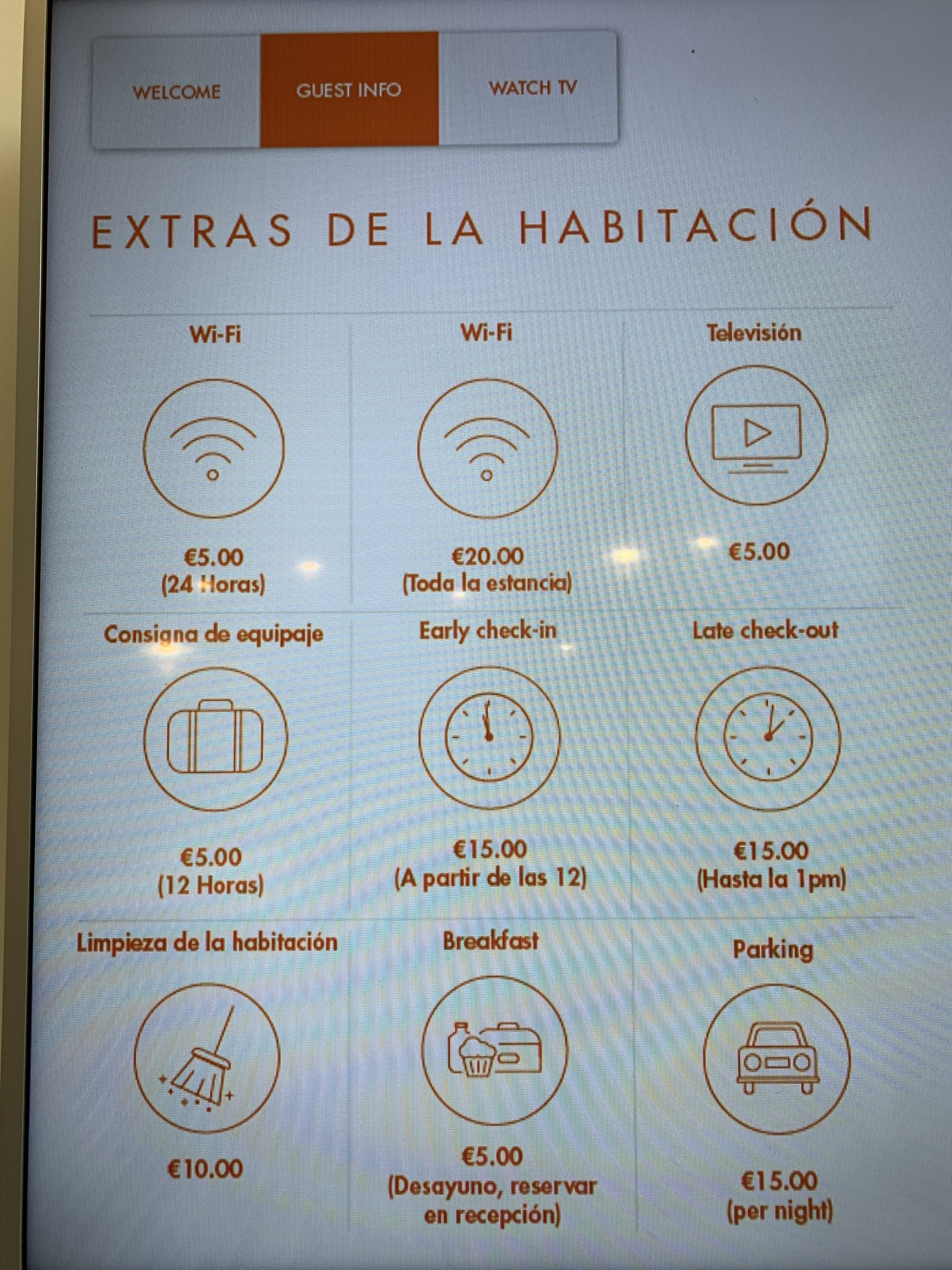 Easyhotel Barcelona Fira-浴室